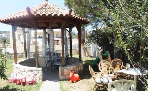 Yannis Pothoulakis Apartments Almirida Buitenkant foto