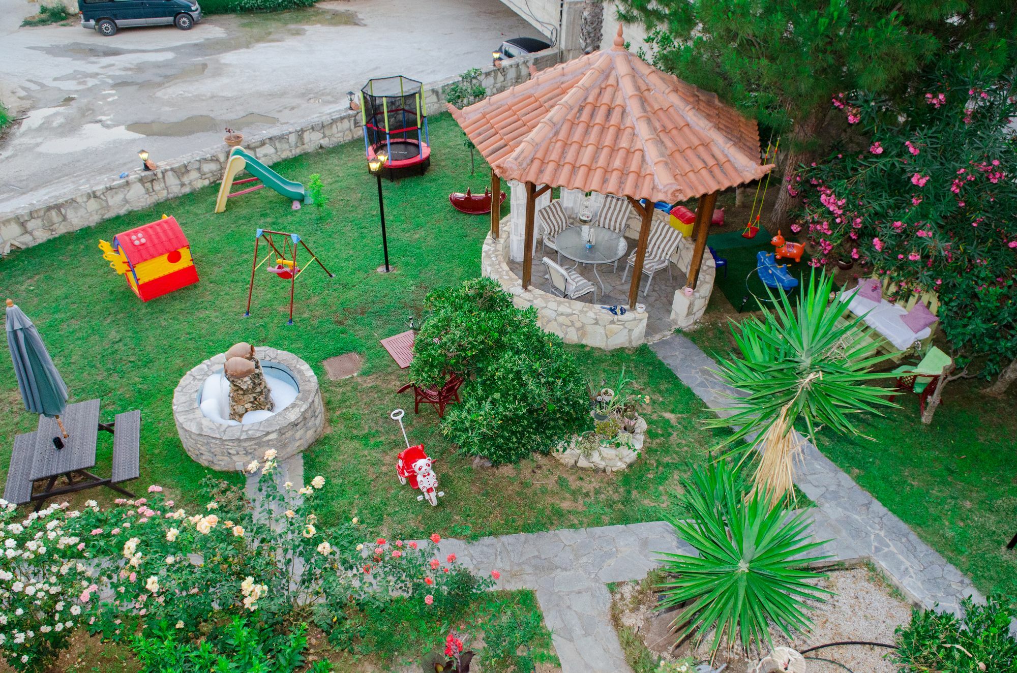 Yannis Pothoulakis Apartments Almirida Buitenkant foto